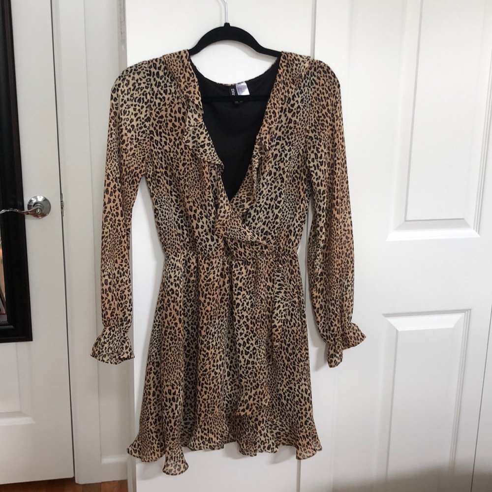 H&M Long Sleeve Ruffle Cheetah Dress